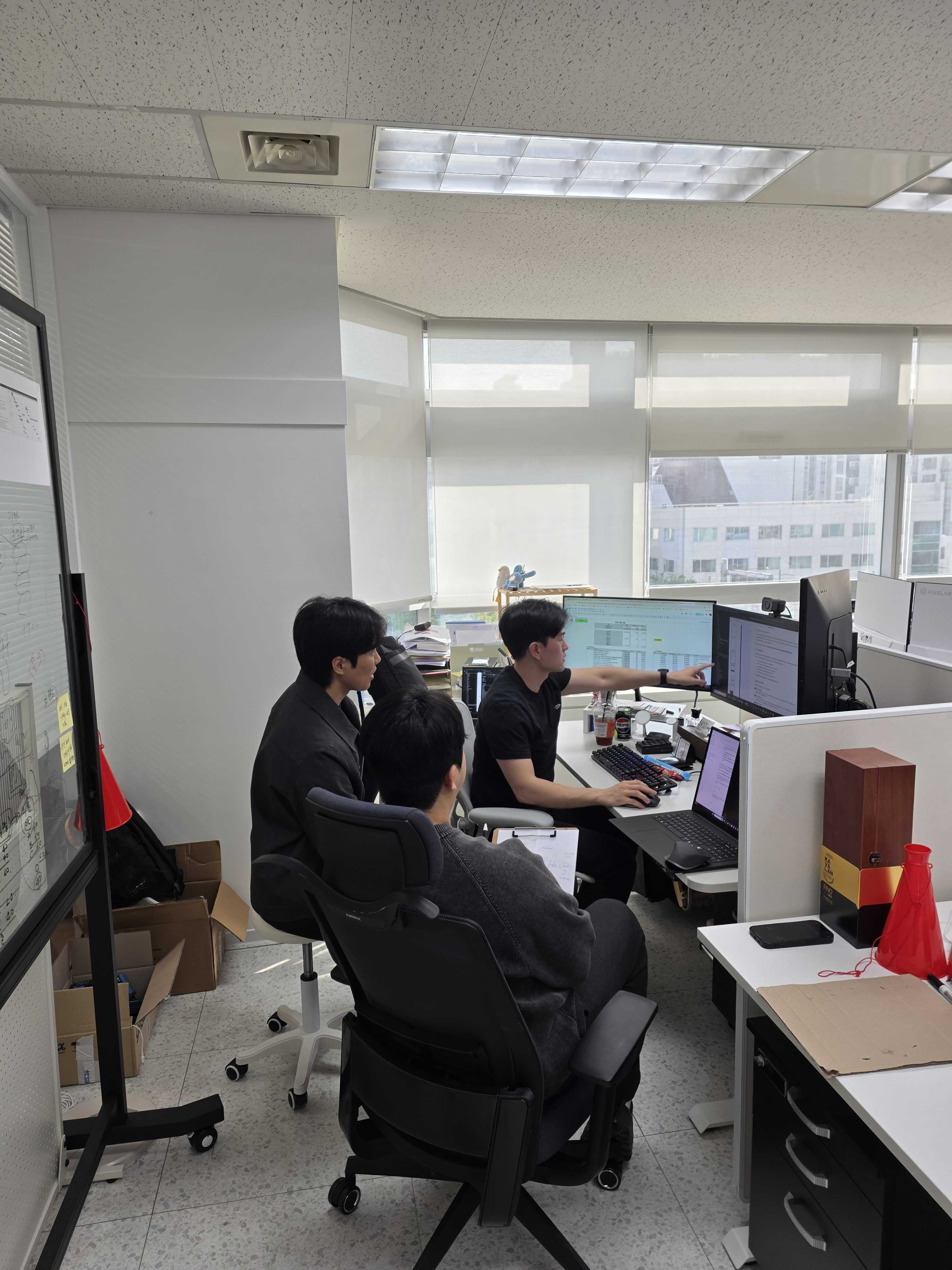 에이나우 본사 협업 현장
